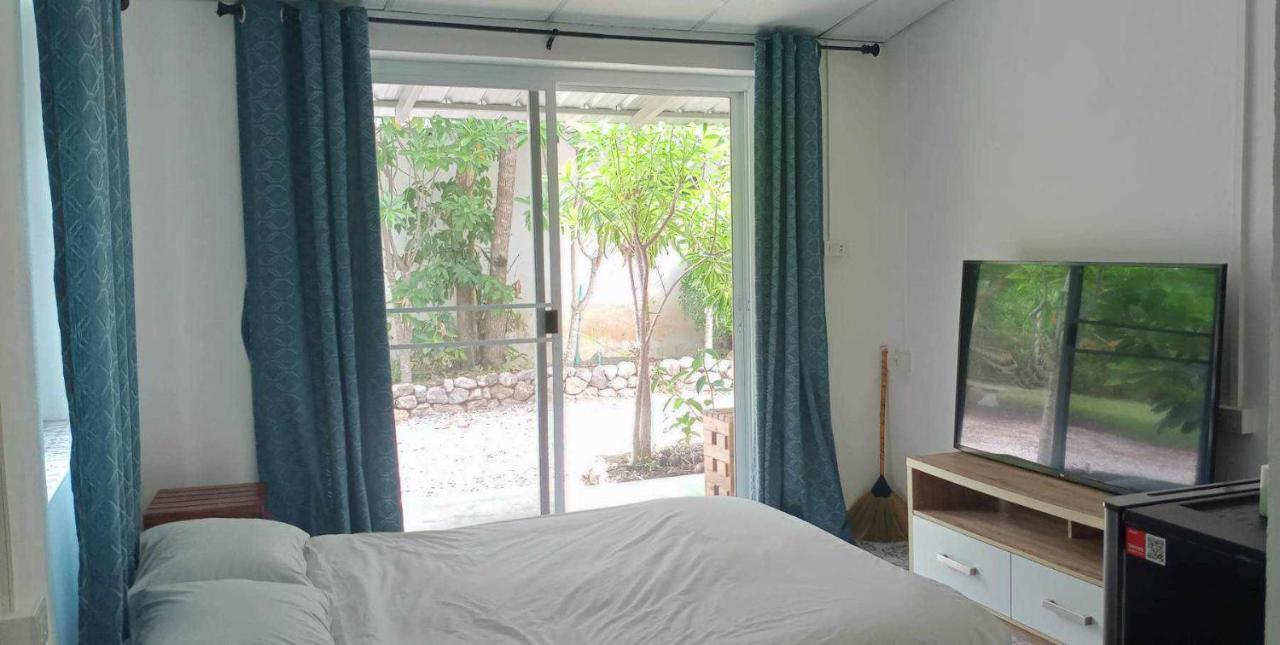 Mem Homestay 춤폰 외부 사진