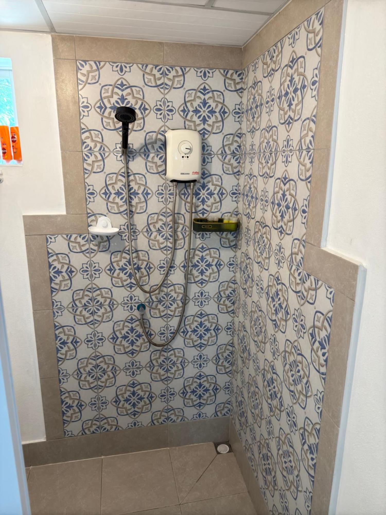 Mem Homestay 춤폰 외부 사진