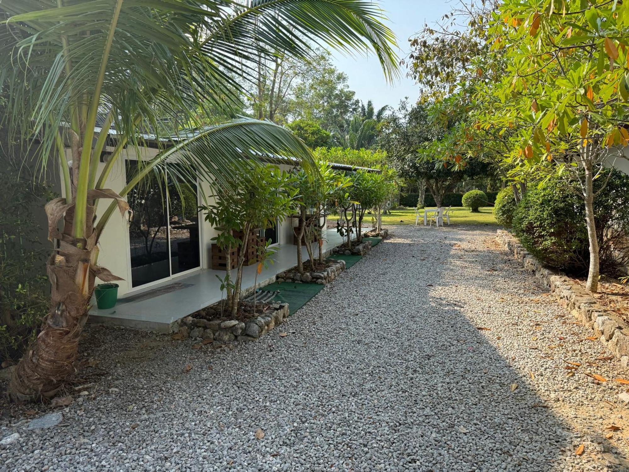 Mem Homestay 춤폰 외부 사진